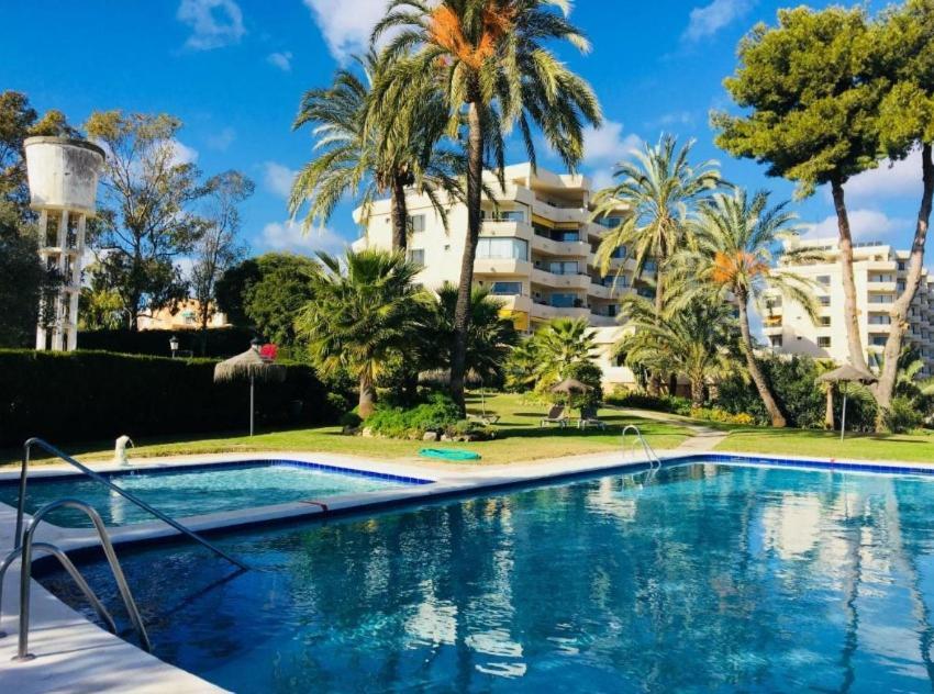 Habitacion Deluxe Con Bano Privado En Atalaya Apartagolf, Естепона Екстер'єр фото