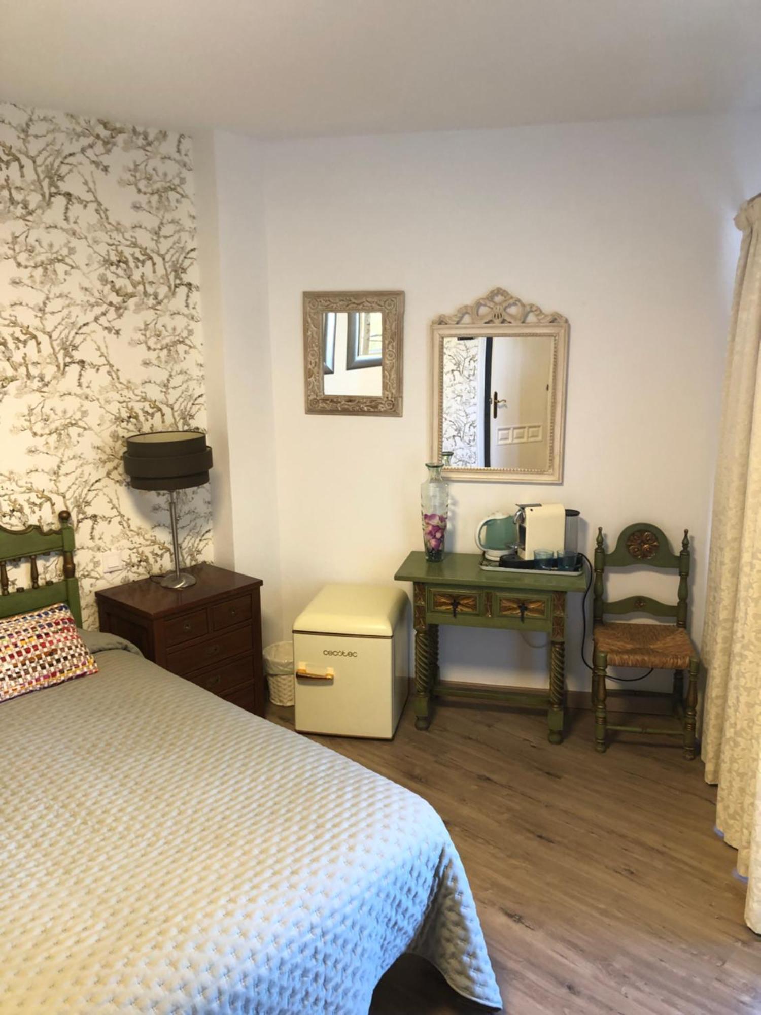 Habitacion Deluxe Con Bano Privado En Atalaya Apartagolf, Естепона Екстер'єр фото